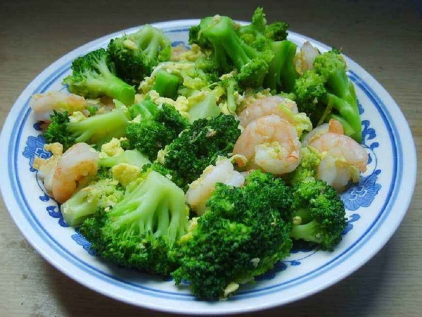 西兰花炒虾仁
