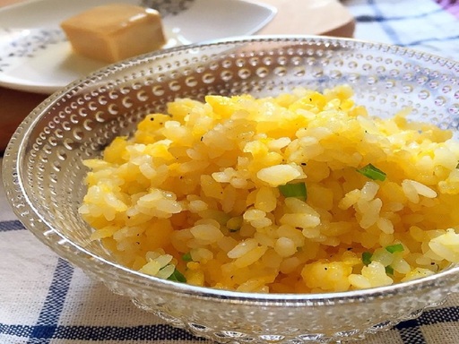 黄金橄榄油蛋黄炒饭