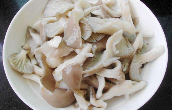 橄榄油清炒蘑菇